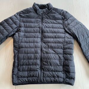Uniqlo Ultra Light Down Jacket (Black) - Small